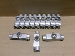 Appleton T50T-A Box of 12 1/2″ Type T Aluminum Unilet Conduit Body AK