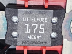 Freightliner A06-68746-002 Power Harness Fuse Junction Block Mega Box 3-Pos