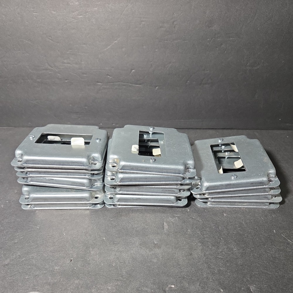 LOT OF 16 Thomas & Betts RS-16-CC, 4″ Box, 1/2″ Raised, 1-GFI, Square Box Cover