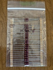 Lot of 25 27 Ohm 2 watt Resistors ± 5% New Old Stock