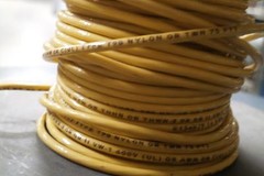 ENCORE WIRE 106100706440 YELLOW 14 MACHINE TOOL WIRE VW-1 600 VOLTS( 75′ )