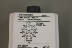 ALLEN BRADLEY 700-HT22BA1 SER A 120 VAC TIME DELAY RELAY
