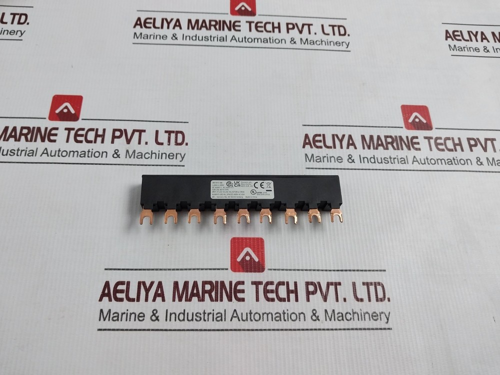 SIEMENS 3RV1915-1BB 3-Phase Busbars Modular 600V AC 65A