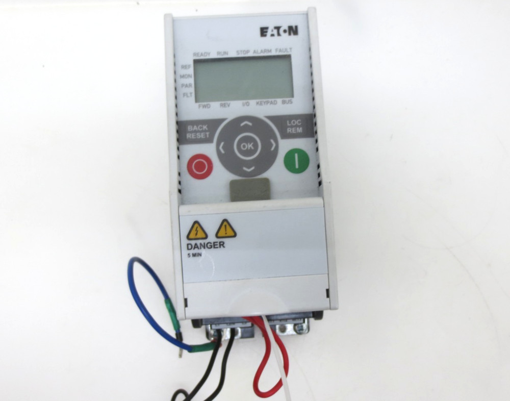 EATON MMX12AA2D4F0-0 Adjustable Frequency AC Drives Basic Controller 200-240V