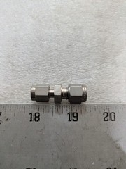 Swagelok 4mm Tube x 1/8 Reducing Union 316 Stainless Steel Industrial 4/ORDER