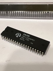 Zilog Z84C2006PEC Z80 PIO (Parallel Input/Output) integrated circuit New Lot 1