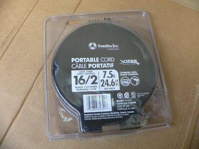 Southwire Sjoow 300V 7.5M 24.6Ft 16/2 Portable Cord