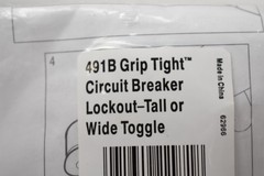 Master Lock Grip Tight Circuit Breaker Lockout 491B 493B Lot Of 2 Red Toggle