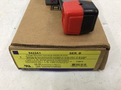 SQUARE D – 9422ATCN301 30A, 600V, no fuse 6 inch handle NEMA 4Disconnect Switch