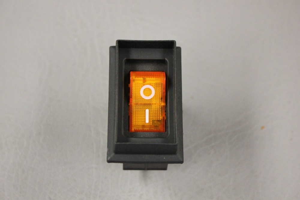 UNUSED SCHURTER TA45-A326L100C0 ROCKER SWITCH