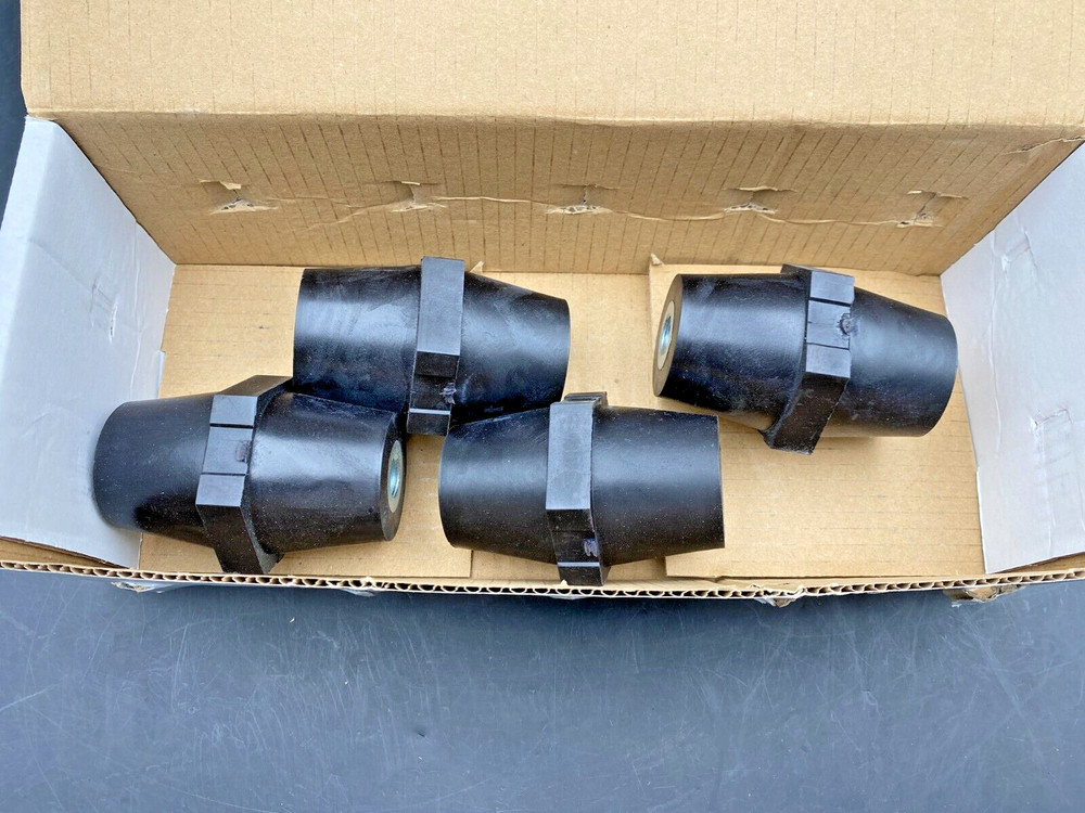 Lot Of 4 Nvent Eriflex Isotp100m16 Low Voltage Black Insulator M16