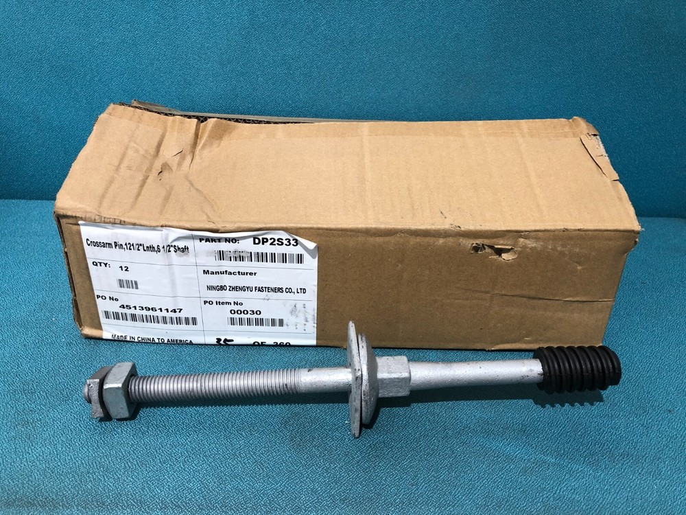 LOT OF 12 CROSSARM DP2S33 INSULATOR PIN FOR WOOD CROSSARM