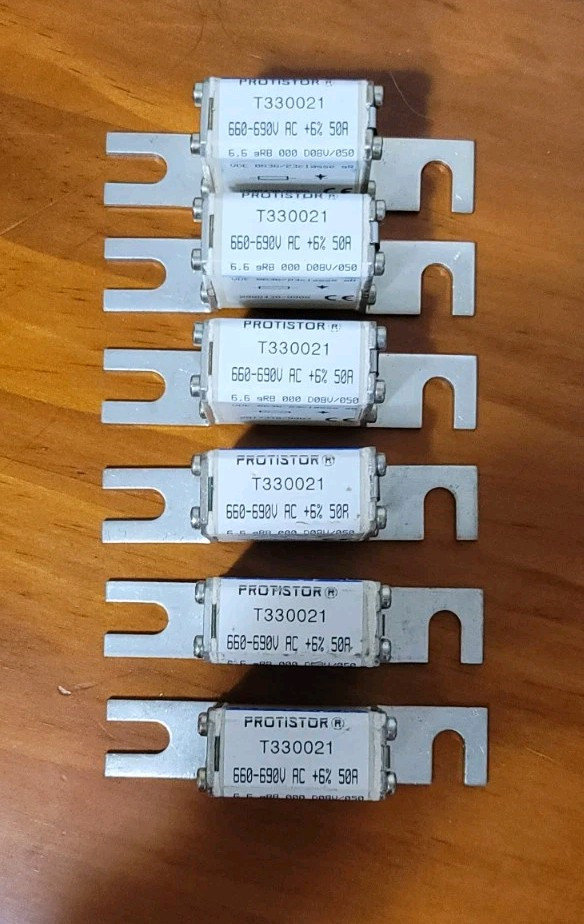 Mersen Ferraz Protistor Semiconductor Fuse T330021 50A 660-690V AC Lot of 6 !!