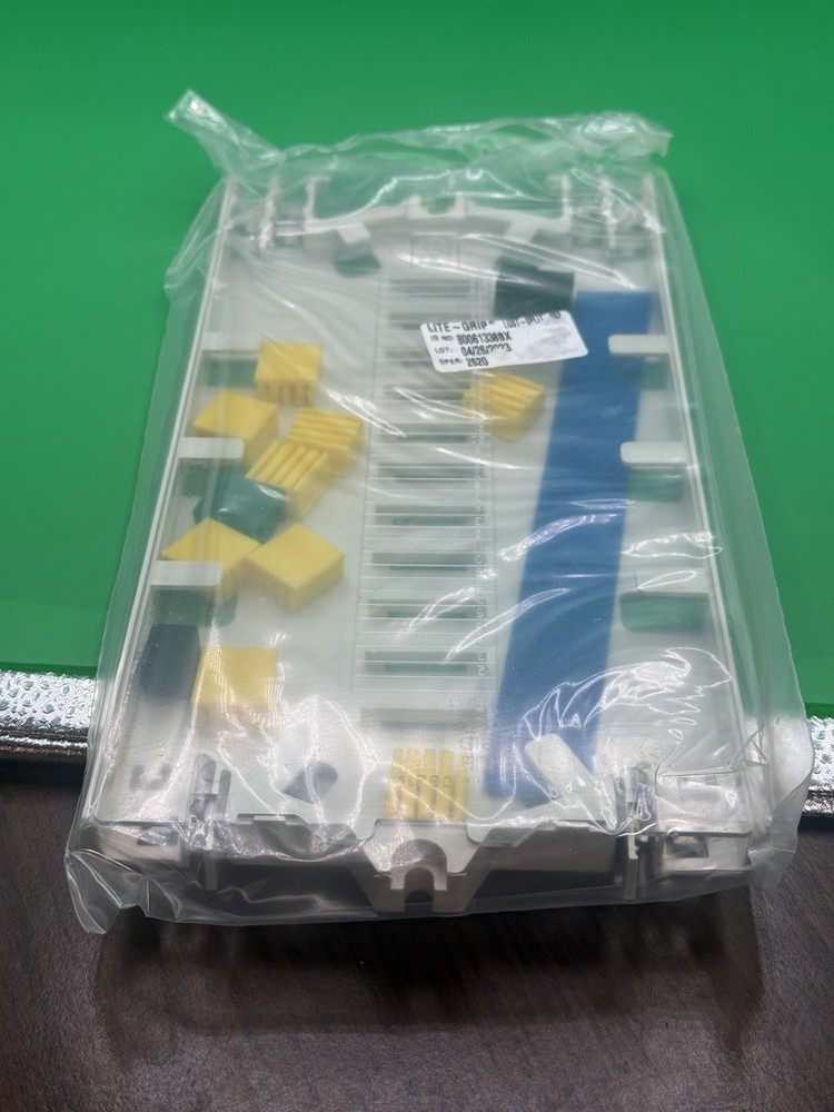 LITE-GRIP LGST-SPLIT-002 FIBER SPLICE TRAY 80061338BX R4