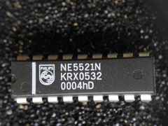 Authentic Philips NE5521 18-pin DIP LVDT Signal Conditioner, tested, rare