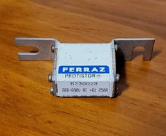 Mersen Ferraz Protistor Semiconductor Fuse B330028 660-690V AC 250A Lot of 6 !