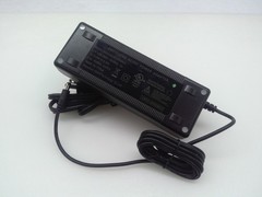 SWITCHING /GEAO Tech GEO1201DA-2400625 AC/DC Adapter Power supply 24V 6.25A