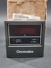 Chromalox 3910 Proportional Temperature Controller 1/4 DIN NOS w/ Relay