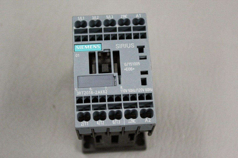 UNUSED SIEMENS SIRIUS 3RT2018-2AK62 POWER CONTACTOR