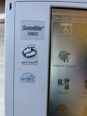 Retro Toshiba Satellite 100cs / 528 Vintage Laptop