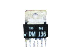 DM136 “Original” Delco 6 SIP IC with Heat Sink Tab “Pulls” 1 pc