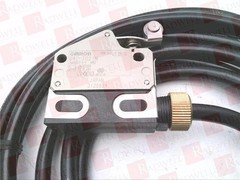 OMRON D4E-1G21N / D4E1G21N (NEW NO BOX)