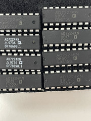 ANALOG DEVICES, AD7224KN D/A Converters