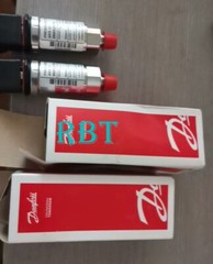 DANFOSS AKS33 060G2115 Pressure Sensor brand new