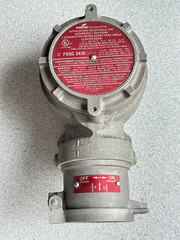 NEW Cooper Crouse-Hinds FSQC2430SAS4 Interlocked Receptacle Explosion Proof 3R