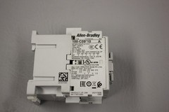 ALLEN BRADLEY CONTACTOR 100-C09K10 A 200-220V 50Hz / 208-240V 60Hz