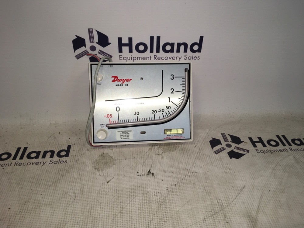 Dwyer Mark II Manometer, model 25, NOS, LG-2177