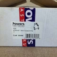 Powers 55068 Stick-E 1″ Mini Conduit Clips Box Of 100 New Sealed