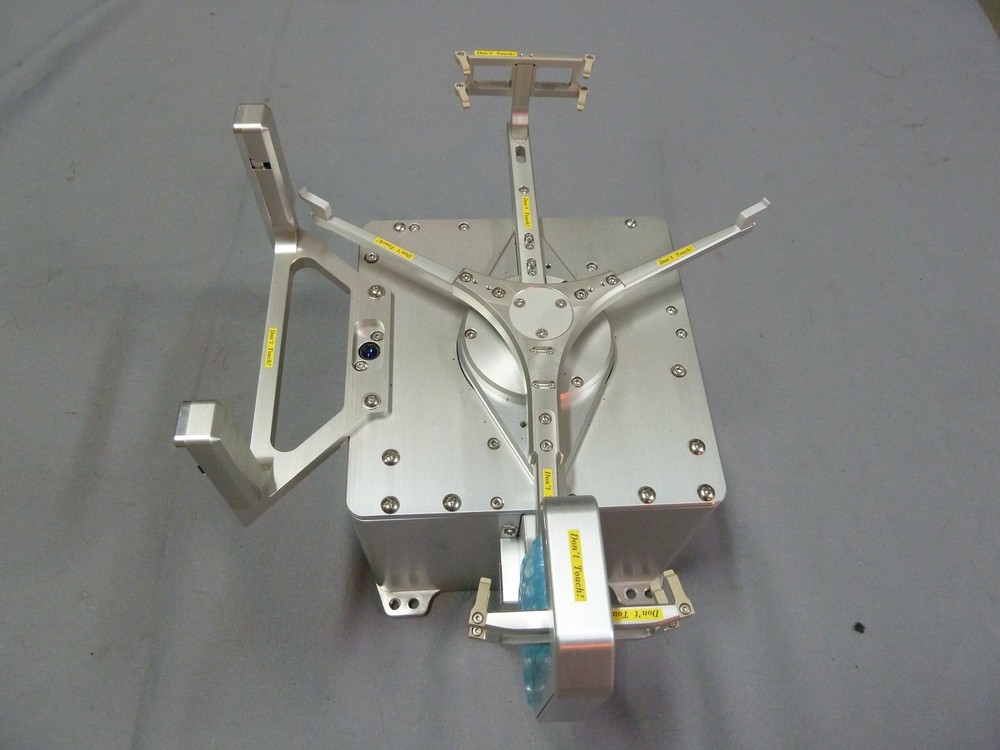 Asyst Crossing Automation EG-300B-012A 300mm Wafer Prealigner Robot 4003-0242-01