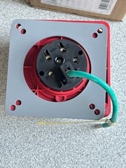 NEW EATON AH520R7W Arrow Hart pin and sleeve receptacle 20A 3 Ph 277/480V 4P5W