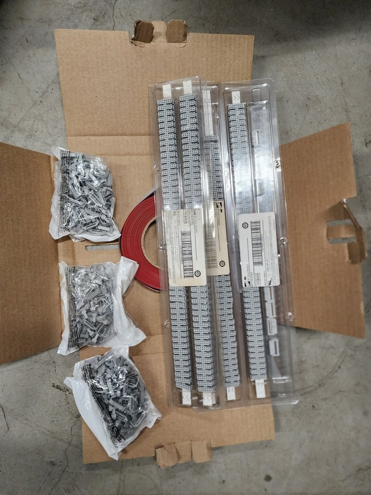 3M IDC Kit: 250x 89114-0101 Sockets + 250 Clips 3448-89114 + Ribbon Cable