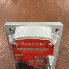 EMERSON APPLETON EDSF23WQ FRONT OPER COV-CHAMF-SW-3W 20A Cover Snap Switch Haz