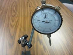0-1″ Dial Indicator & Standard Magnetic Base,no fine adj.#301-451,#910-100- NEW