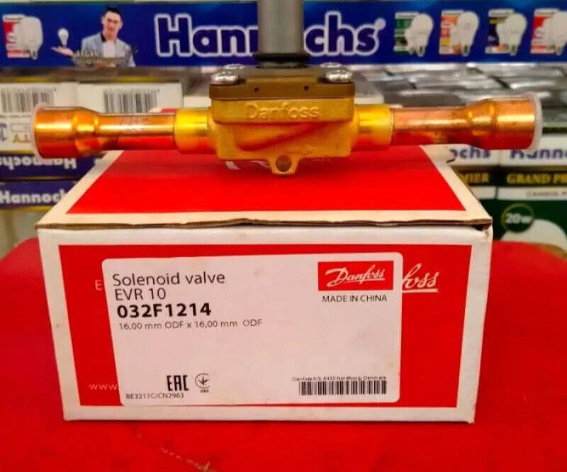 1PC- Danfoss 032L1214 Solenoid valve, EVR 10, Function:NC, Solder,ODF,5/8in- NEW