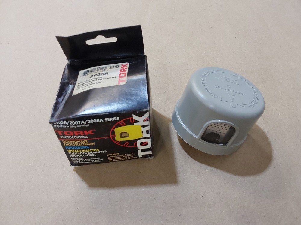 TORK 2005A PHOTOCONTROL Instant Response