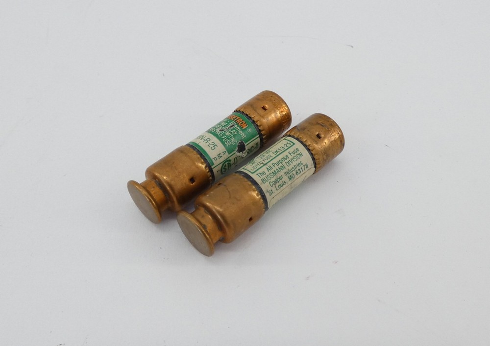 *Lot of 2* Cooper Bussmann FRN-R-25 Fusetron Class RK5 Dual Element Time Dela…