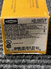 LOT OF 2 HUBBELL HBL5865VY HBL VALISE SERIES STRAIGHT BLADE PLUG, NEW #291261