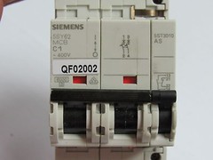 SIEMENS CIRCUIT BREAKER 5SY6201-7 5SY62 MCB C1 1 AMP A 1A 400V W/ AUX 5ST3010AS