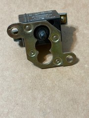 CR2940U310 GE Heavy Duty Contact Block with mounting plate 600 Volt AC