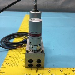 Fujikin 076307 Type N.C. O.P. 0.39~0.59MPa W/ Fujikin 316 L-P Assembly, 171569