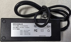 1X four-pin plug for I.T.E. SC300TA0049F02 universal power adapter