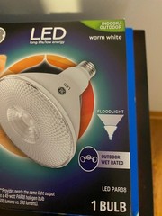 NEW GE LED 7 WATT INDOOR/OUTDOOR WARM WHITE FLOODLIGHT-500 LUMENS-LONG LIFE