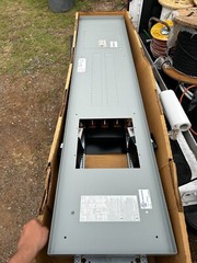 ABB 600A 3PH 240V 42 Circuit Main Lug Only Outdoor Load Center w/ Enclosure
