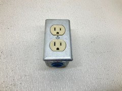 TE Receptacle Outlet 15 A 125 V w/ Enclosure (TSC)