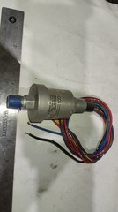CUSTOM CONTROL SENSOR 611GM1 PRESSURE SWITCH 500PSIG 5A 125/250 28 VDC