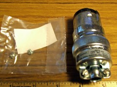 RUSSELLSTOLL EverLok Female Plug Connector 3Wire 4Pole 20A 125V 10A 250V/600VAC